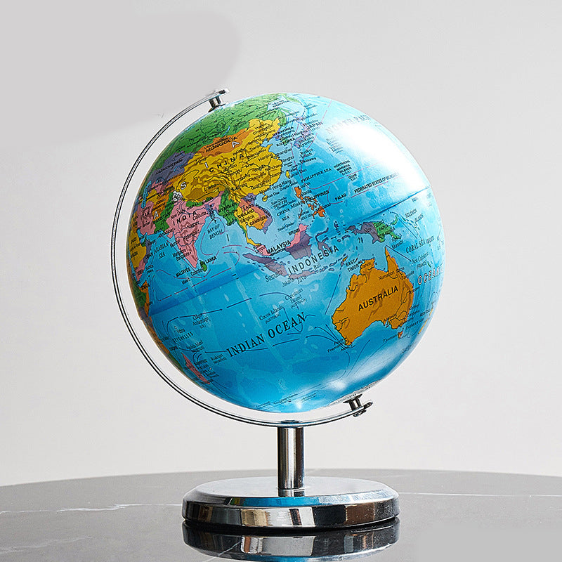 Globe terrestre décoratif - 19,90 €
